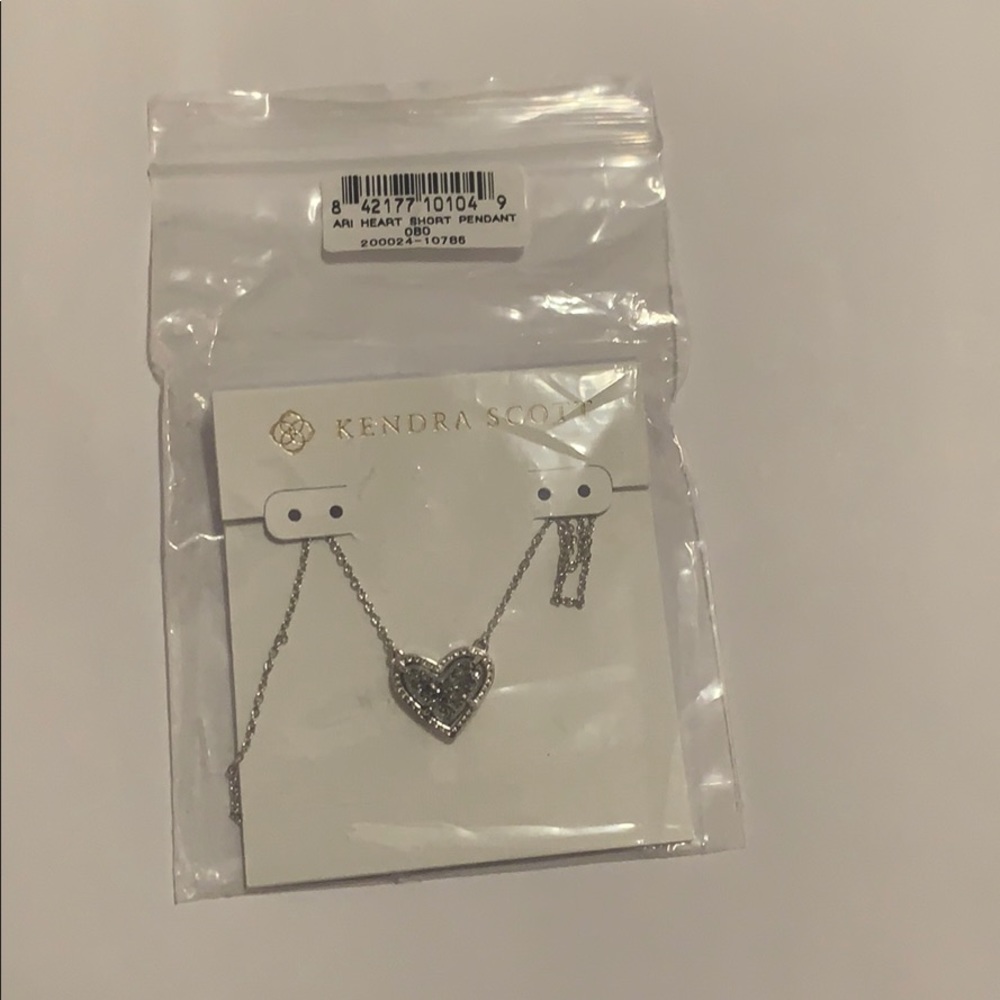Kendra Scott Necklace